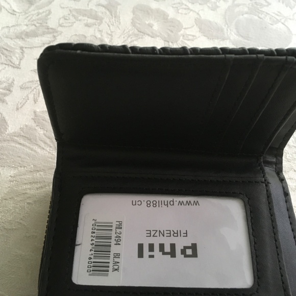 Black multi-use wallet made in Italy.  Padded basketweave pattern. - Picture 3 of 5